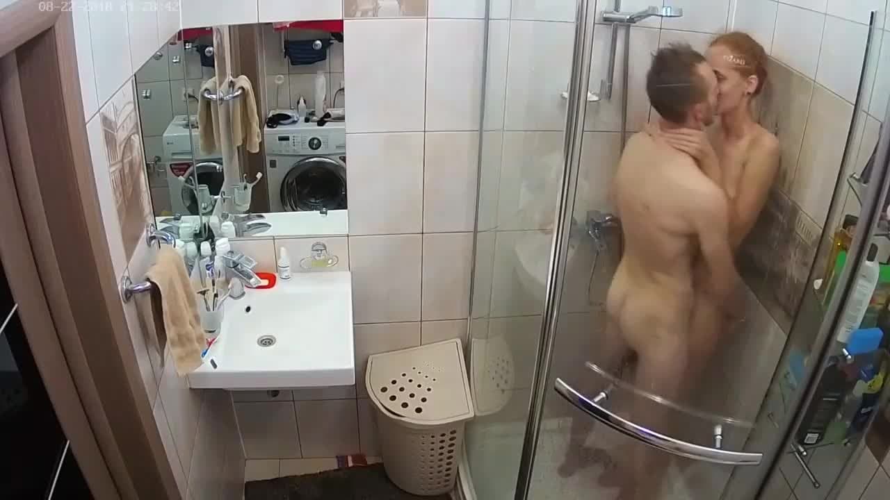 Una scopata in doccia è più eccitante